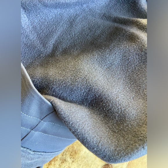 Lululemon joggers size 8 gray - Picture 4 of 5